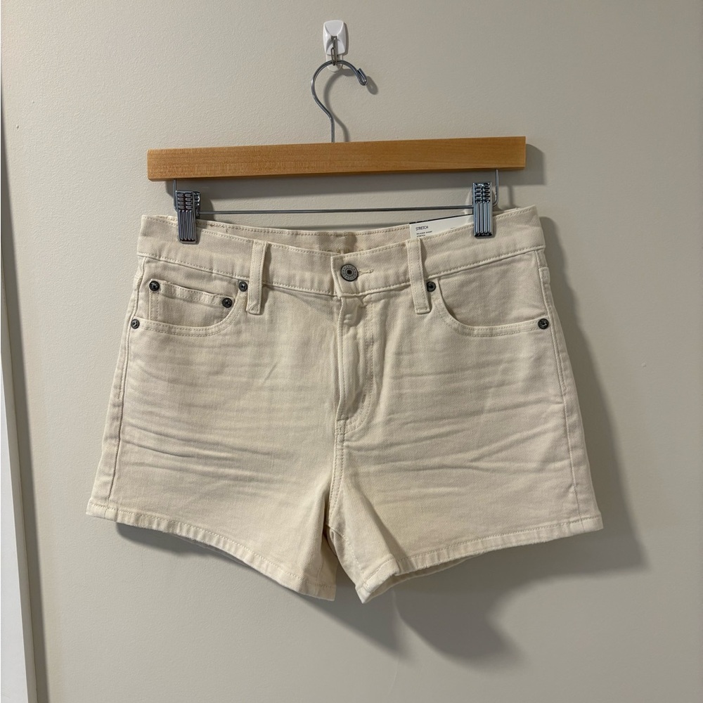 American Eagle Super High Rise Relaxed Short
